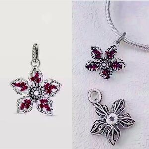 STRANGER THINGS S925 Sterling Silver Demogorgon Charm NWOT⚡